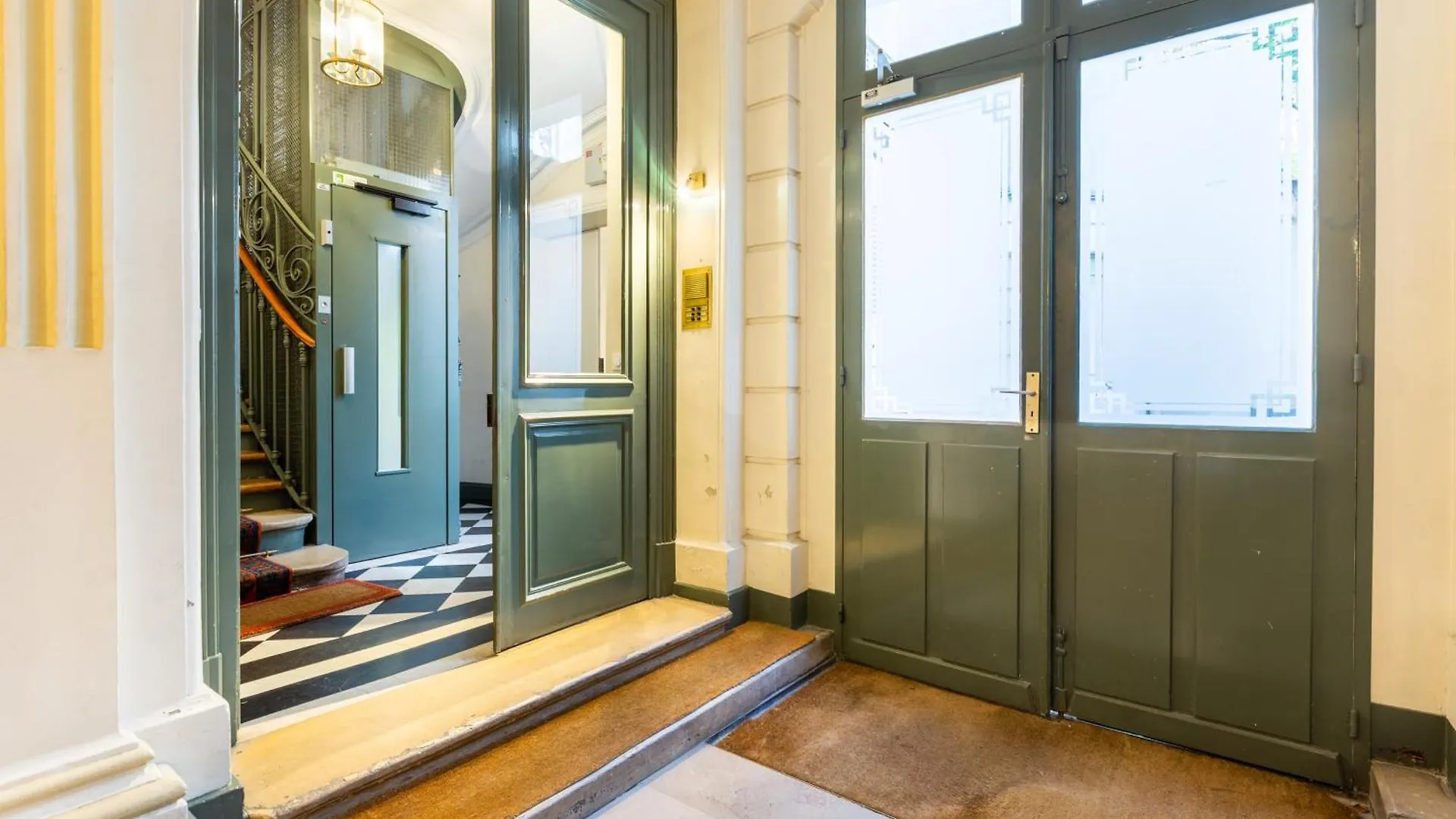 Saint Sulpice Apartment Paris